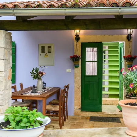 Rural Oriana Holiday home