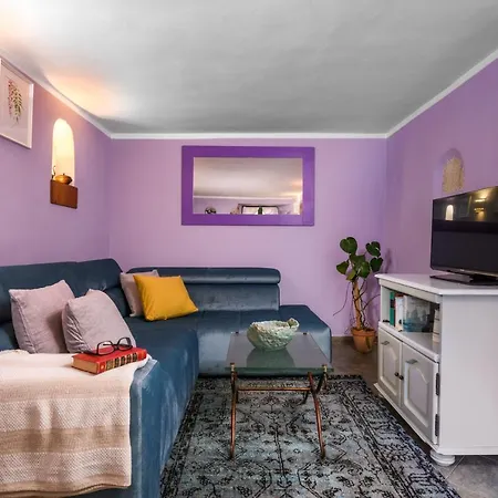 Holiday home Rural Oriana *