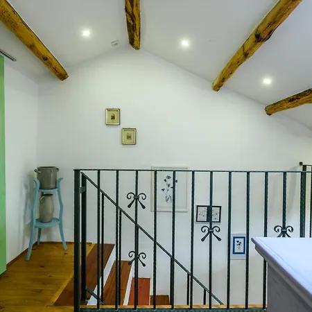 Holiday home Rural Oriana *
