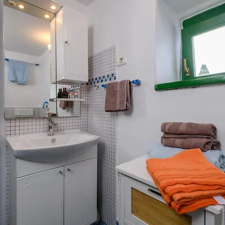 Holiday home Rural Oriana Manjadvorci